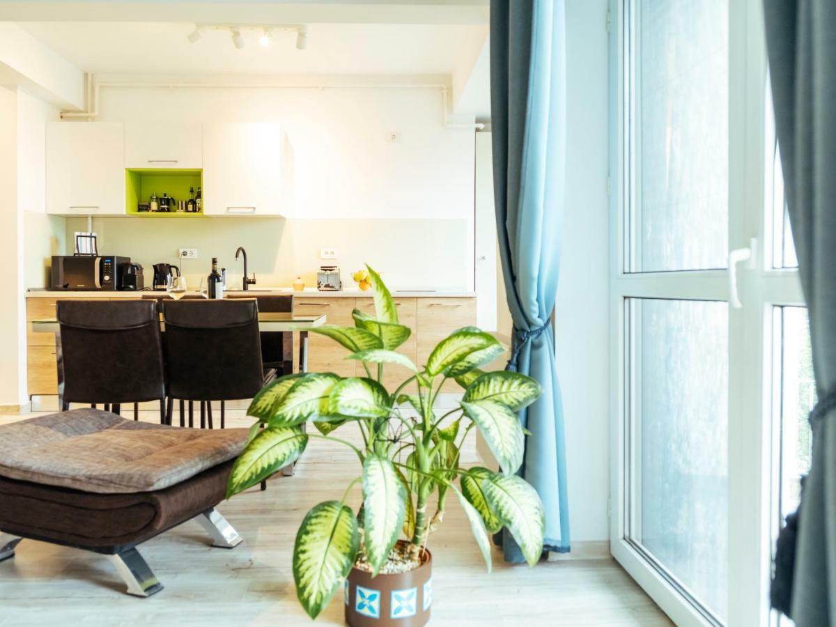 Bright And Spacious Central Apartment- Piata Amzei Boekarest Buitenkant foto