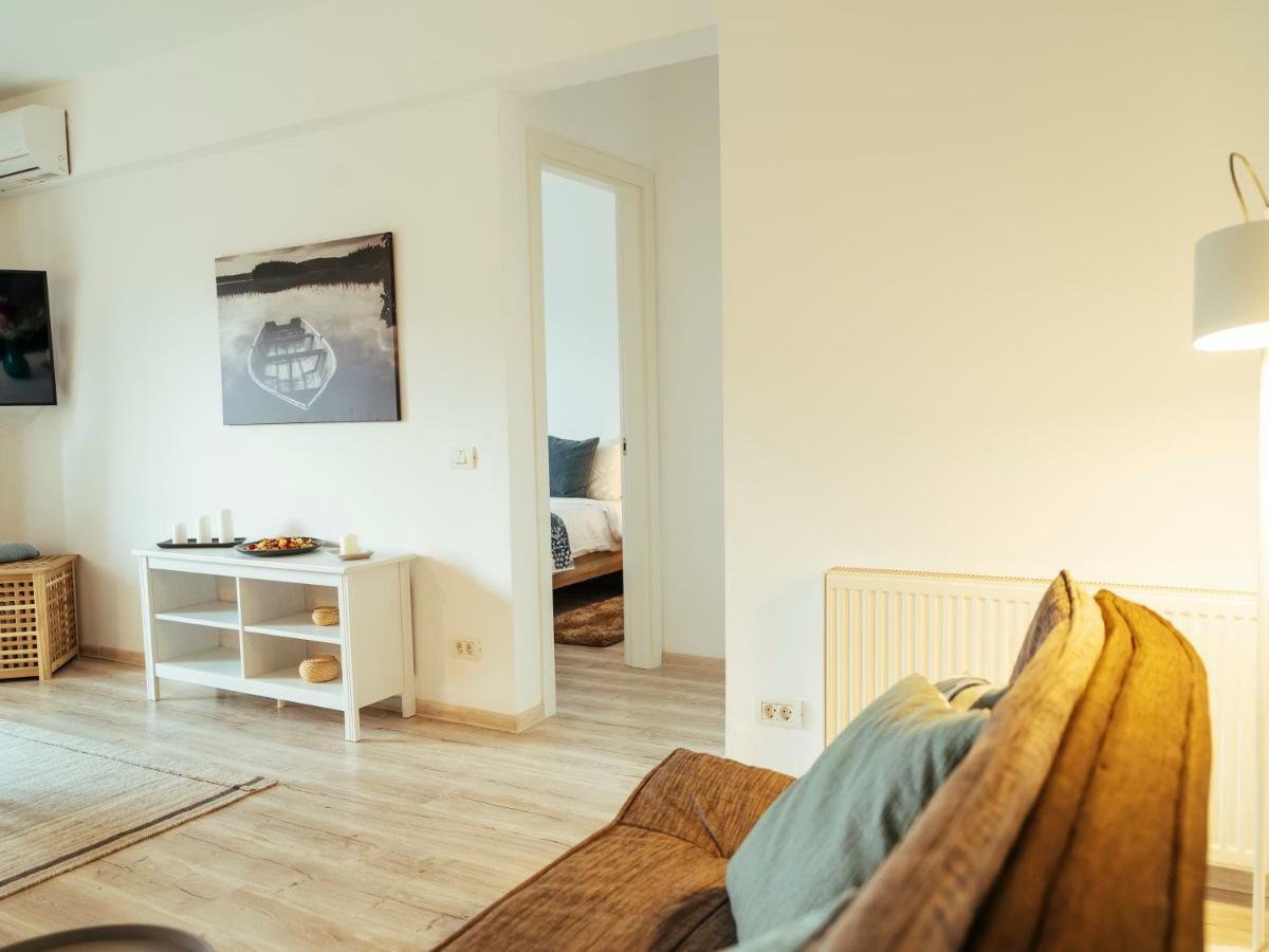 Bright And Spacious Central Apartment- Piata Amzei Boekarest Buitenkant foto