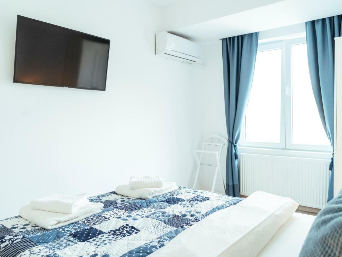 Bright And Spacious Central Apartment- Piata Amzei Boekarest Buitenkant foto