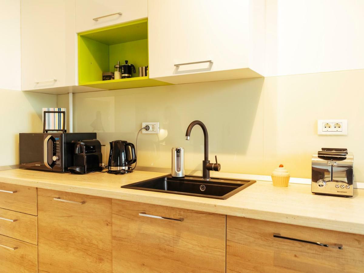 Bright And Spacious Central Apartment- Piata Amzei Boekarest Buitenkant foto