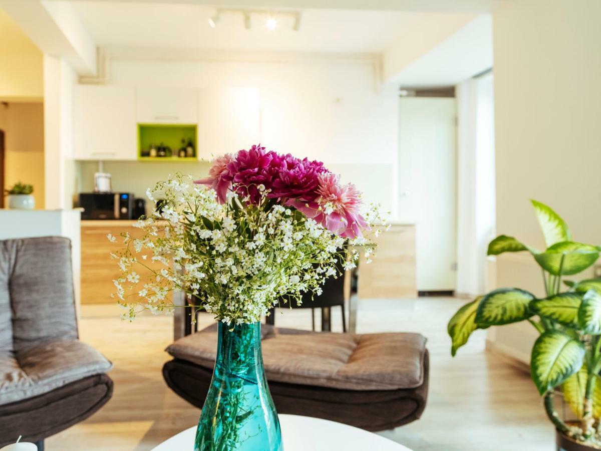 Bright And Spacious Central Apartment- Piata Amzei Boekarest Buitenkant foto