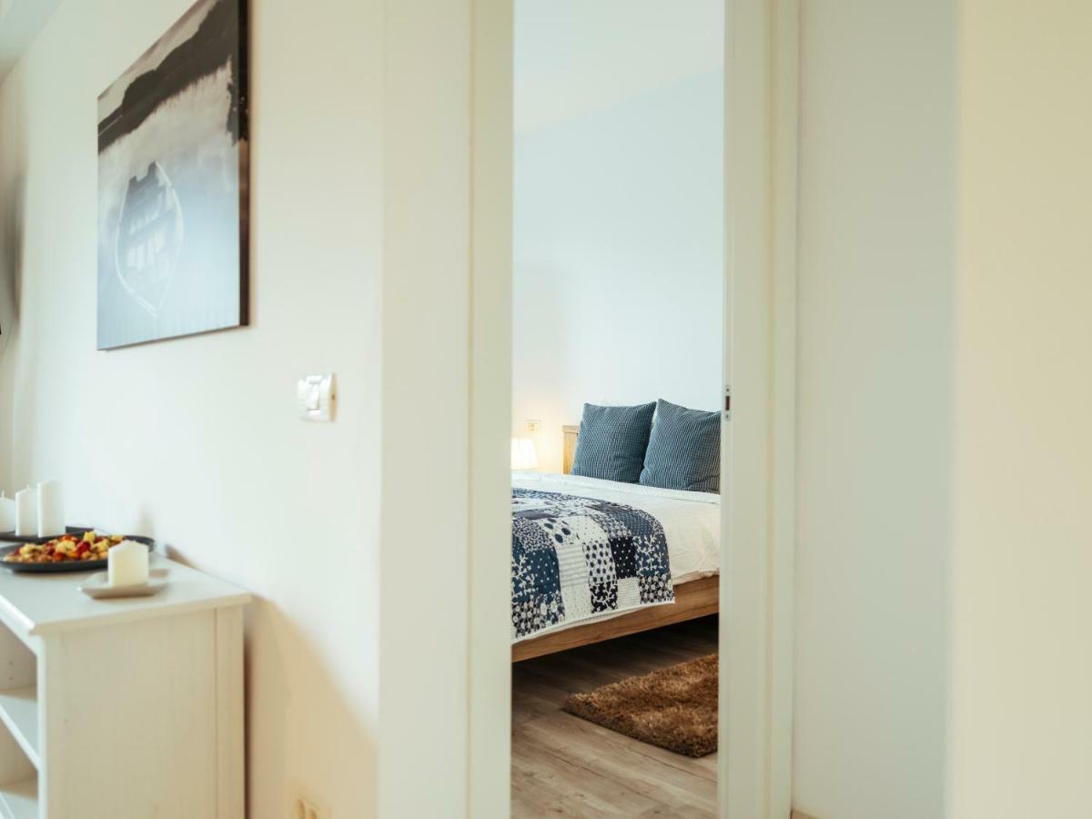 Bright And Spacious Central Apartment- Piata Amzei Boekarest Buitenkant foto