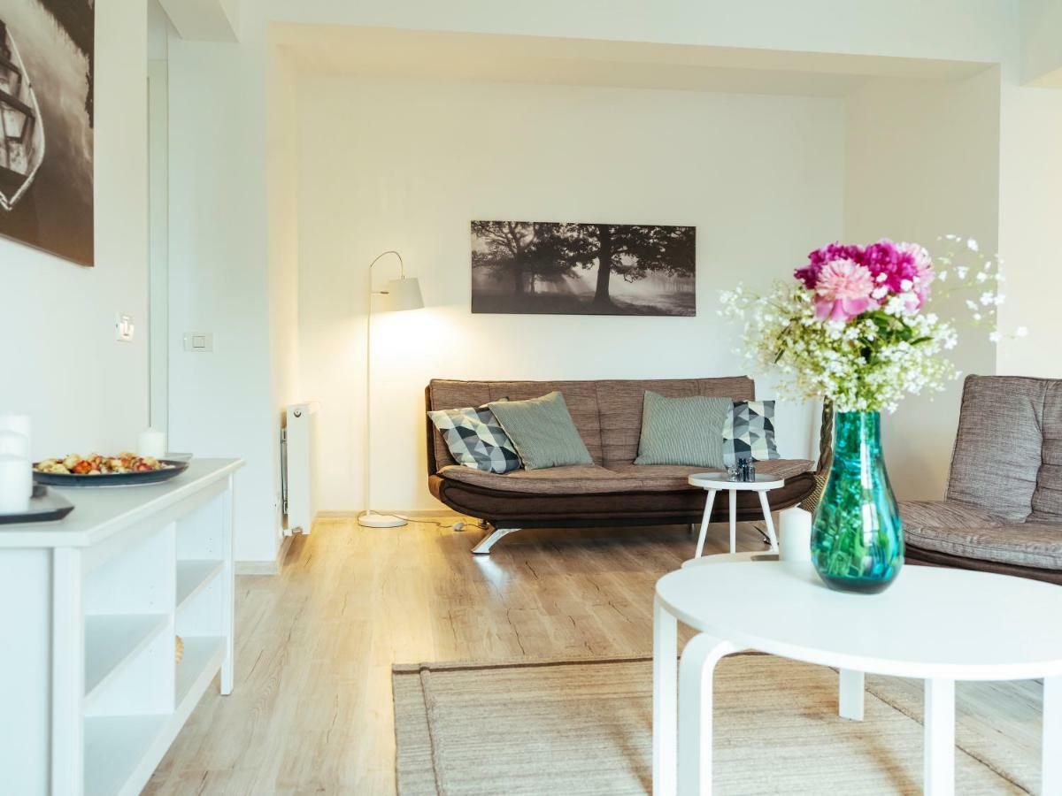 Bright And Spacious Central Apartment- Piata Amzei Boekarest Buitenkant foto