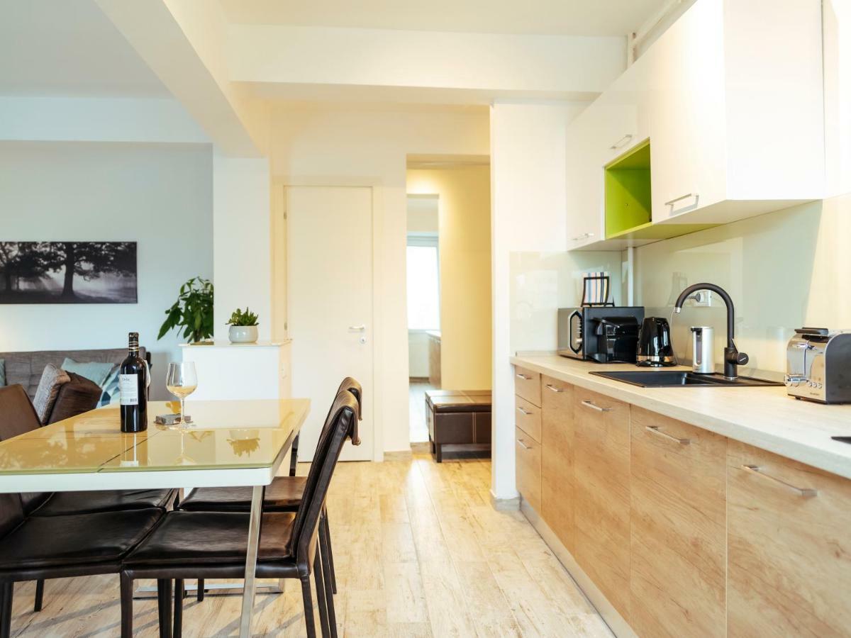 Bright And Spacious Central Apartment- Piata Amzei Boekarest Buitenkant foto