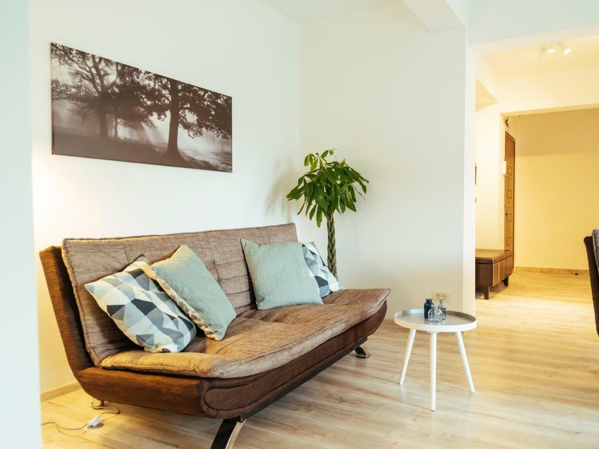 Bright And Spacious Central Apartment- Piata Amzei Boekarest Buitenkant foto